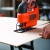 Black + Decker 520W Elektronik-Pendelhubstichsäge, 4-stufig, variable Drehzahl, Staubabsaugung, Koffer, KS701PEK - 
