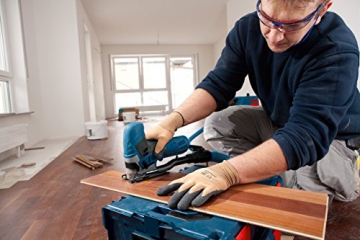 Bosch Professional GST 90 E Stichsäge mit 1 Sägeblatt, max. 90 mm Schnitttiefe, 650 W, Koffer - 