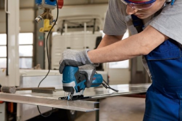 Bosch Professional GST 90 E Stichsäge mit 1 Sägeblatt, max. 90 mm Schnitttiefe, 650 W, Koffer - 