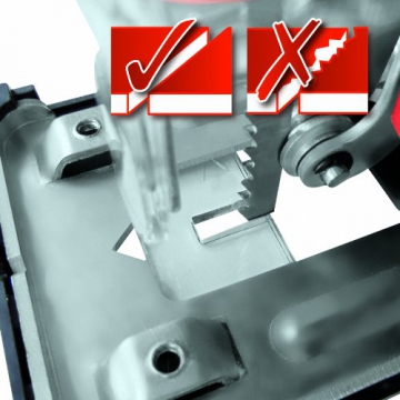 Einhell Stichsäge TC-JS 85 (620 W, max. 85 mm, 45° Schrägschnitt, Hubzahlregelung, 4-Stufen Pendelhub, Absaugadapter, Parallelanschlag, Koffer) - 