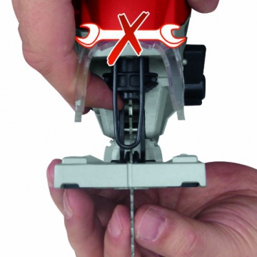 Einhell Stichsäge TE-JS 100 (750 W, max. 100 mm, 45° Schrägschnitt, Hubzahlregelung, 4-Stufen Pendelhub, Absaugadapter, Parallelanschlag, LED-Licht, Koffer) - 